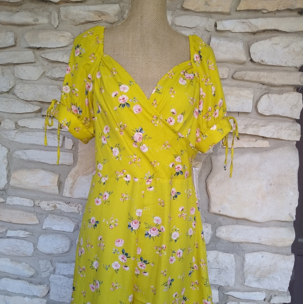 Ten Sixty Sherman- Floral Tie Cuff Romper